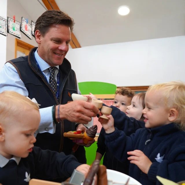 Mr Baty joined our Mini T’s … and they put him straight to work 🎨 From painting masterpieces to leading the fun, life as a Mini T is serious business!😊