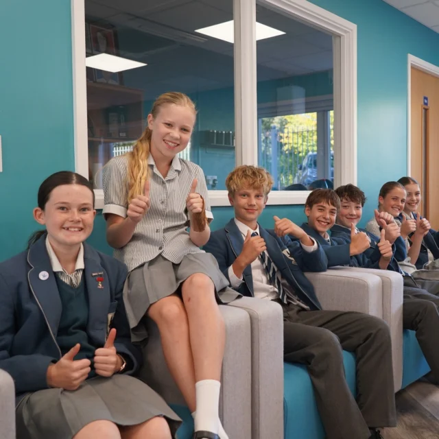 Year 8 living their best life! Our eldest pupils are loving their time in the Common Room - a well-deserved space for laughter, friendship, and fun. 💬✨